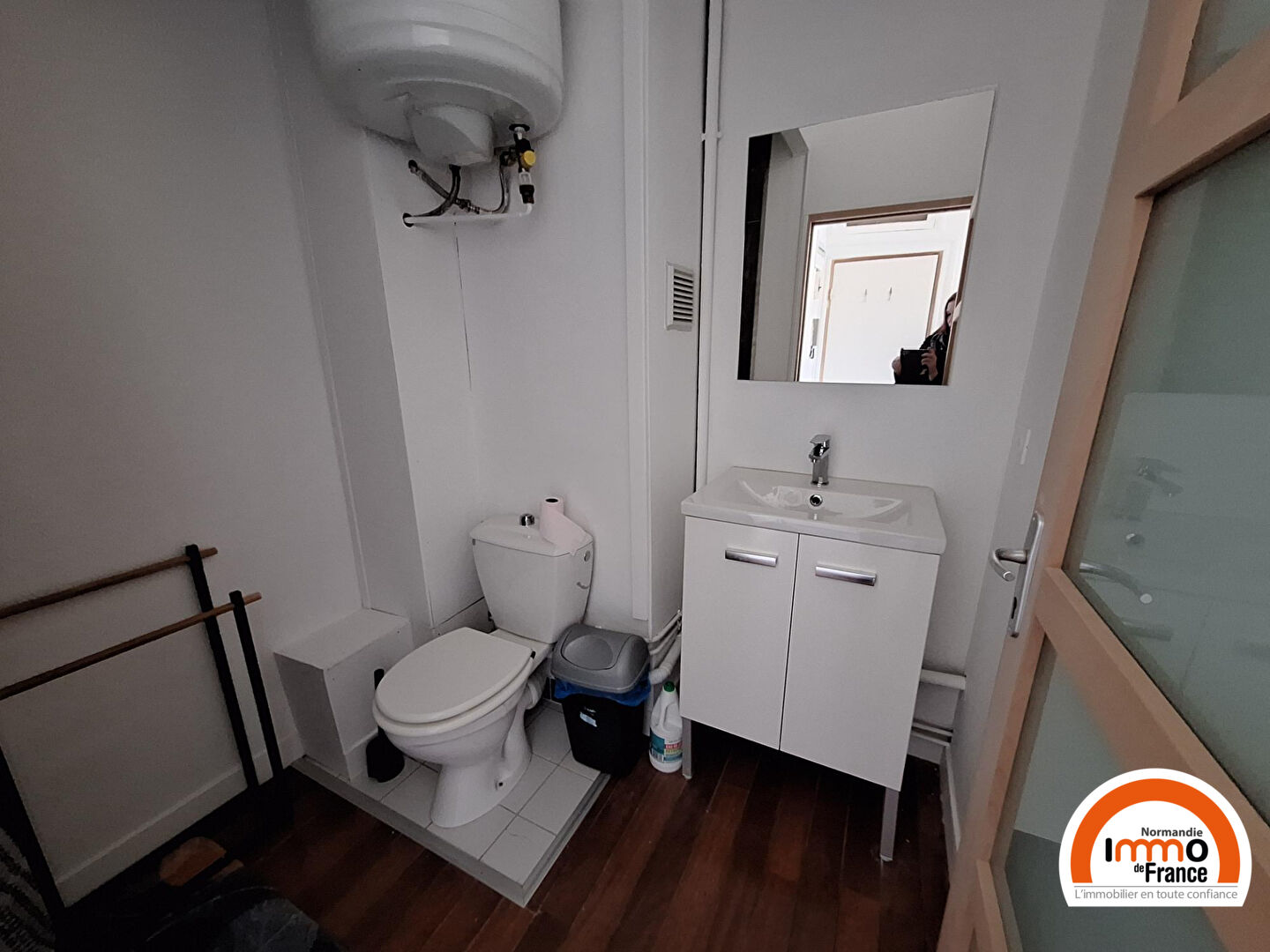 Photo PROCHE STATION DE METRO PALAIS DE JUSTICE - STUDIO MEUBLE de 33 m² image 6/6