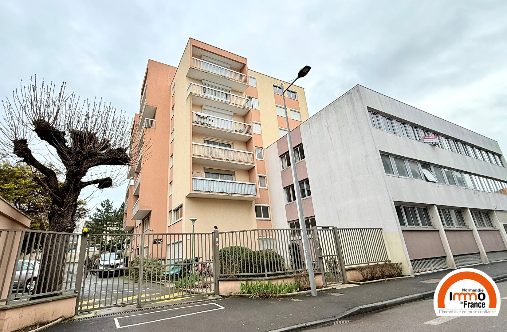 Agence immobilière de 
 IMMO DE FRANCE NORMANDIE - IMMO DE FRANCE NORMANDIE 
