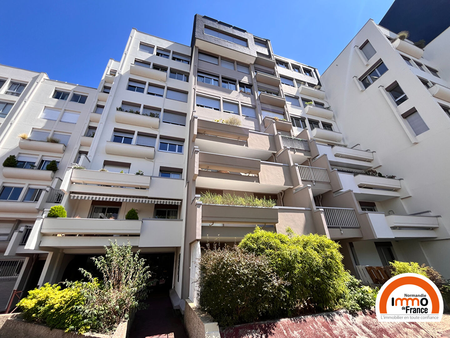 Agence immobilière de 
 IMMO DE FRANCE NORMANDIE - IMMO DE FRANCE NORMANDIE 
