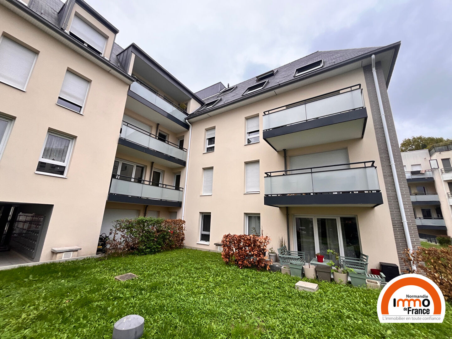 Agence immobilière de 
 IMMO DE FRANCE NORMANDIE - IMMO DE FRANCE NORMANDIE 
