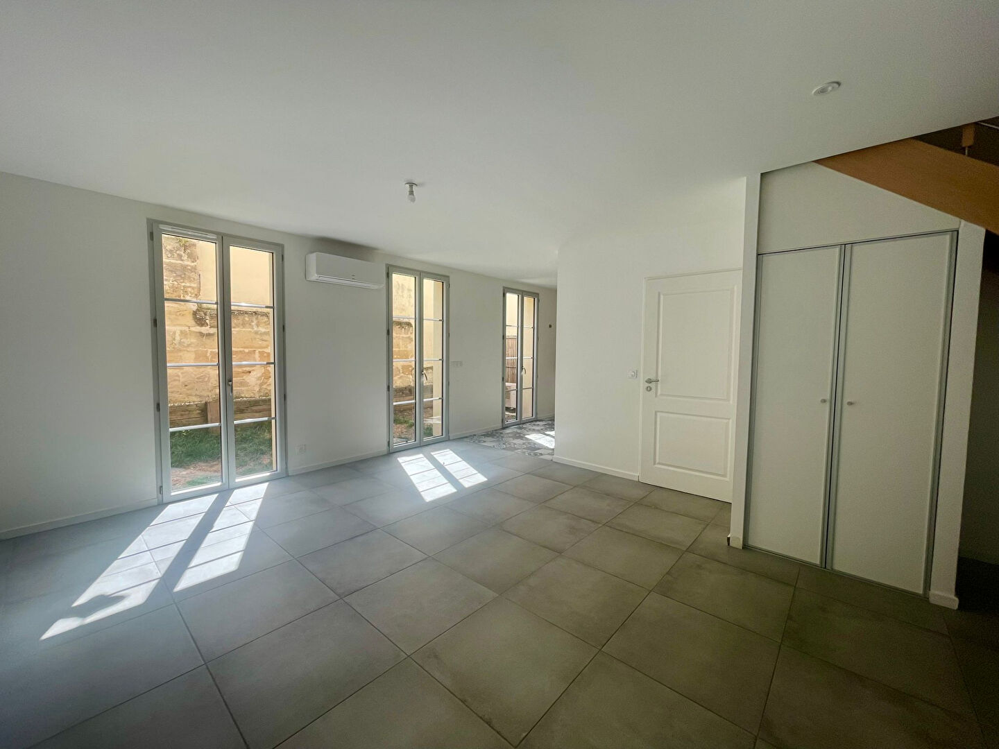 Agence immobilière de 
 IMMOSOLUTIONS - IMMOSOLUTIONS 
