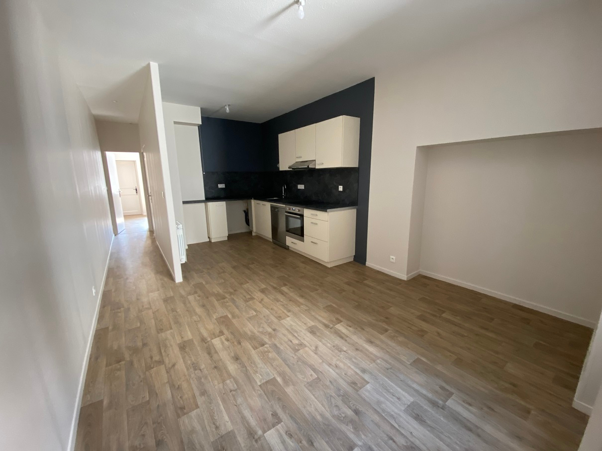 Agence immobilière de 
 Immobilac Franco Suisse - IMMOBILAC FRANCO SUISSE 
