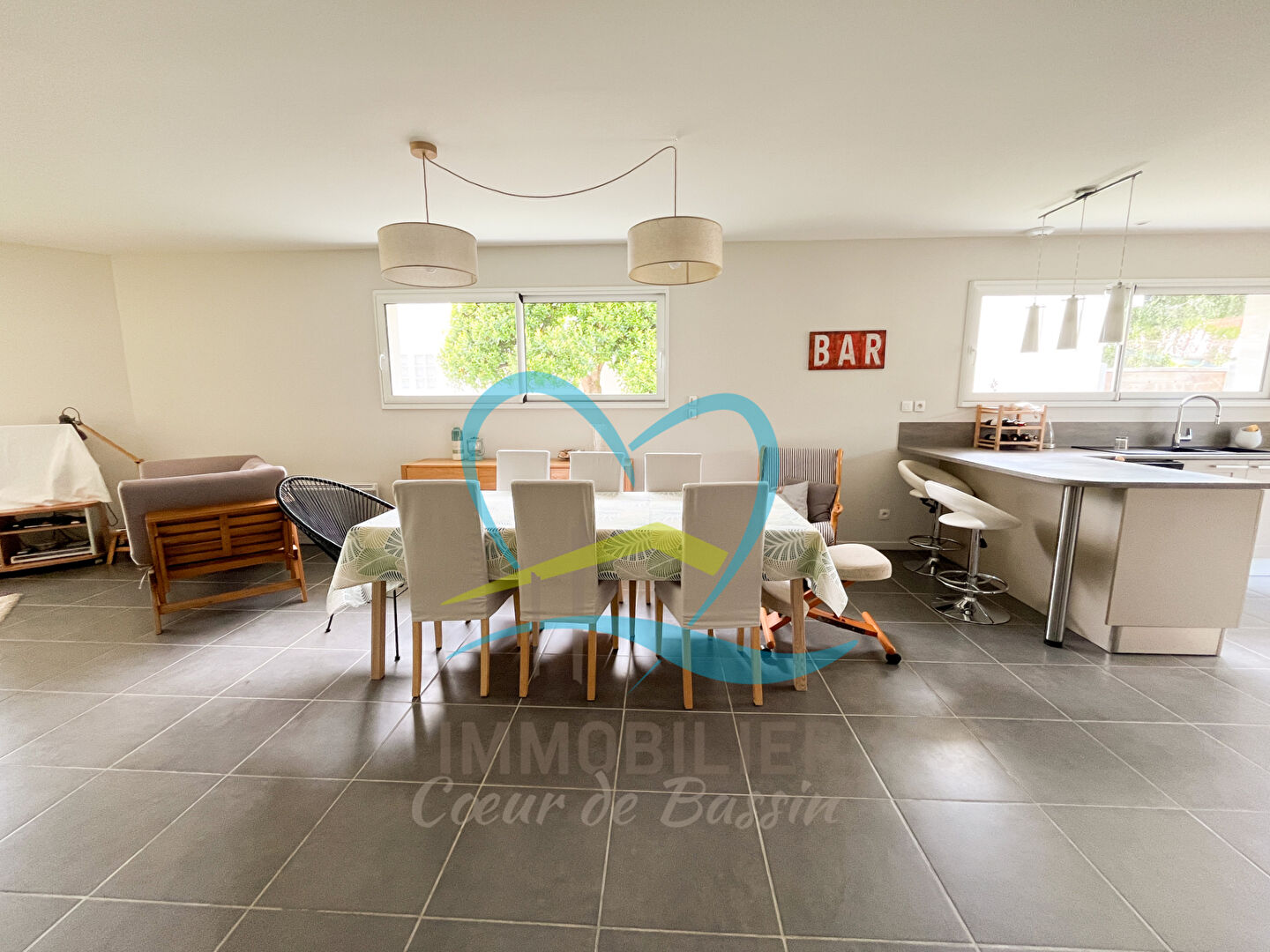 Photo Maison  4 pièce(s) 100 m2 image 2/6