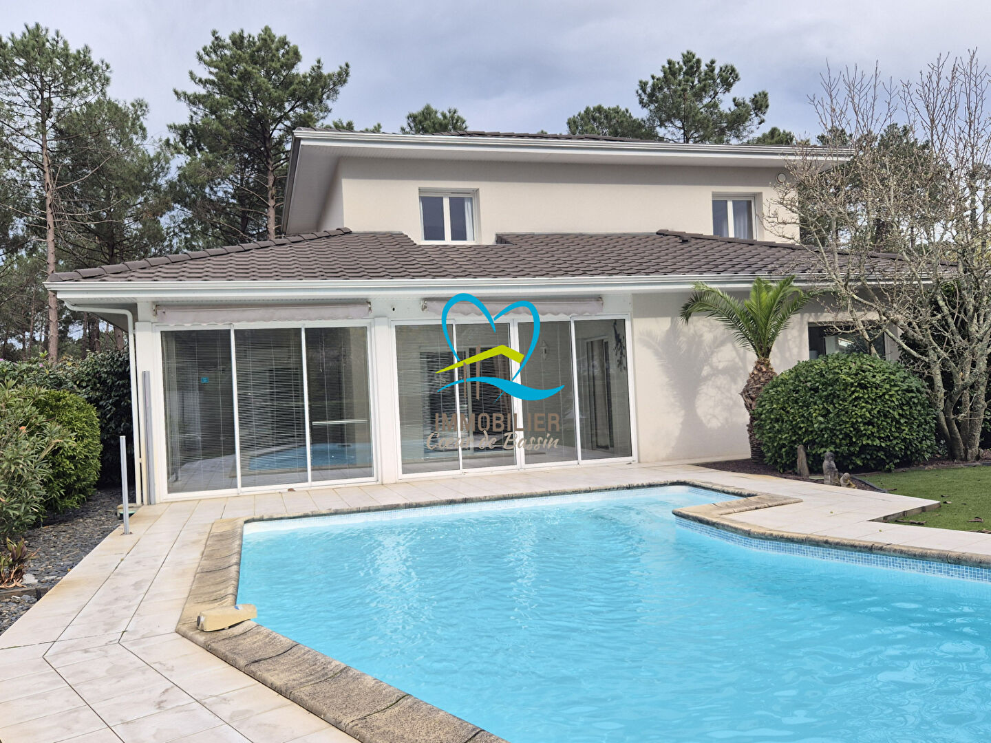 Photo Maison  7 pièce(s) 208 m2 image 6/6