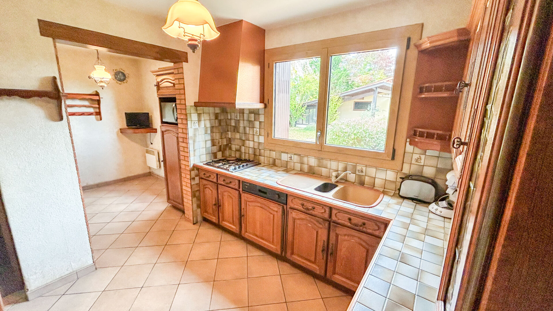 Photo Maison familiale de 4 chambres sur un beau jardin image 6/6