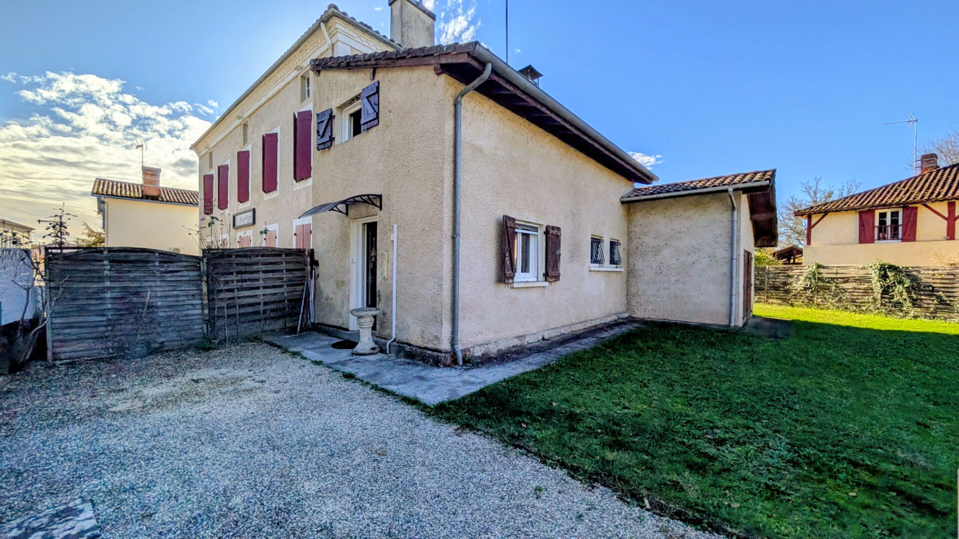 Maison de bourg f4 sur terrain 260 m² à Brocas