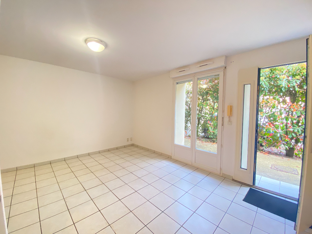 Photo Immeuble de 9 appartements entièrement loué image 4/6