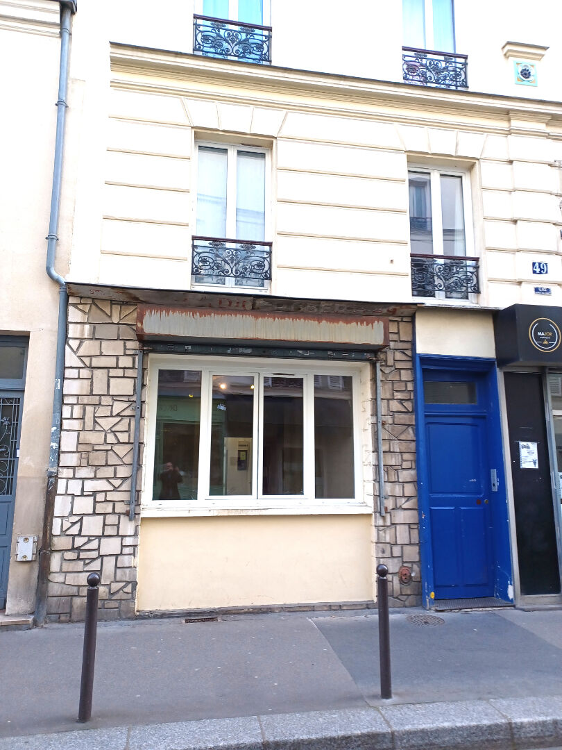 PARIS XIVème arrondissement, métro Pernety, Local commercial de 25m² sur rue.