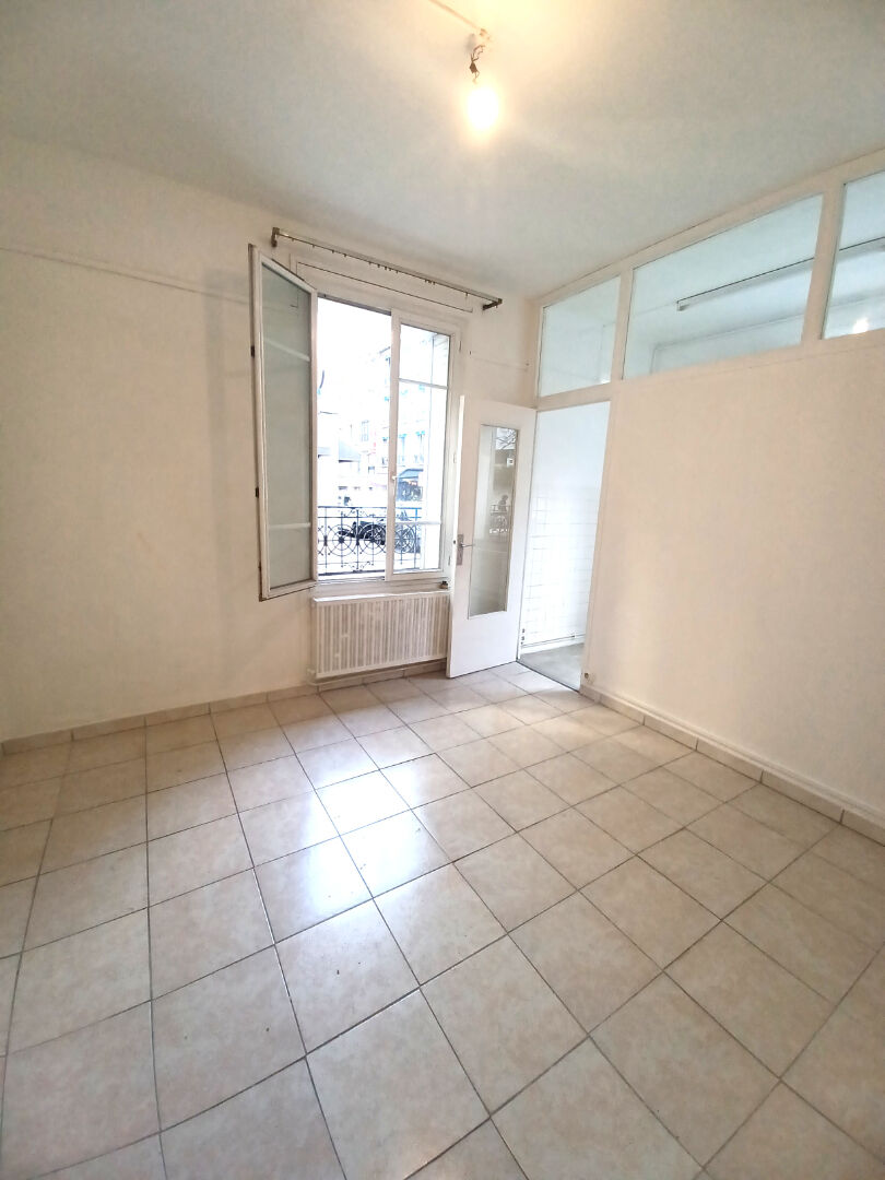 Photo PARIS 15ème arrondissement, 3 Pièces de 43m² idéal profession libérale image 5/6