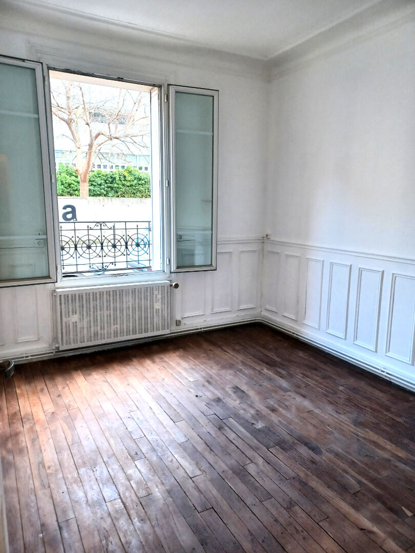 Photo PARIS 15ème arrondissement, 3 Pièces de 43m² idéal profession libérale image 2/6