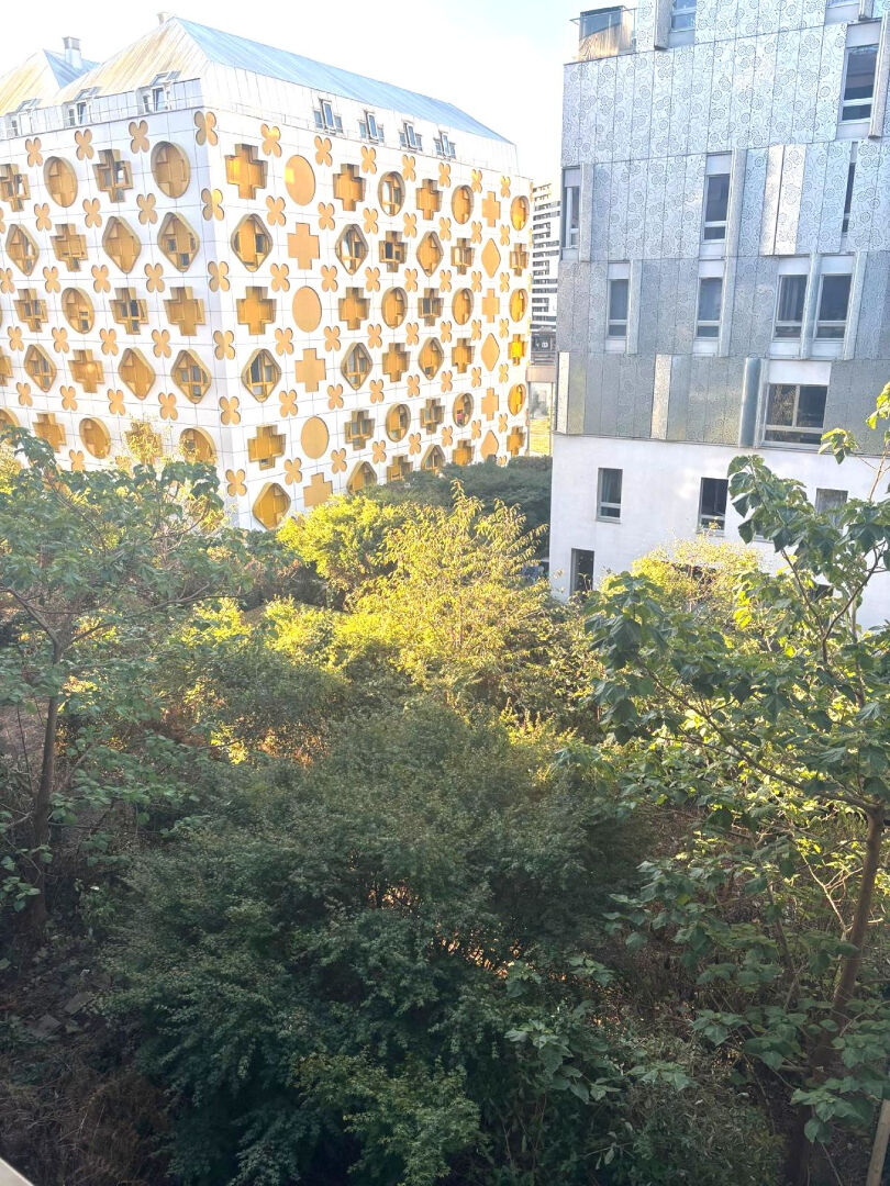 Photo PARIS 19ème, Studio meublé 24m² en étage avec ascenseur. image 6/6