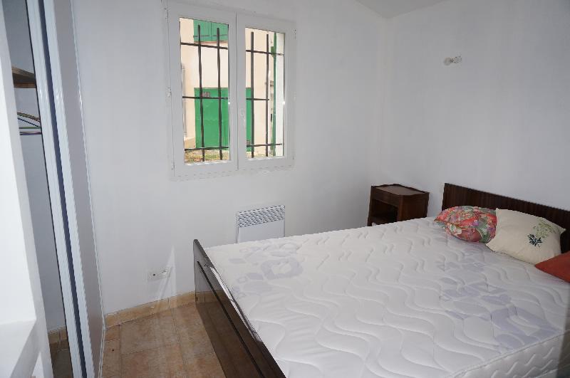 Photo Appartement dans un maisonnette indépendante à louer à CHATEAUVERT - Type 2 image 4/6