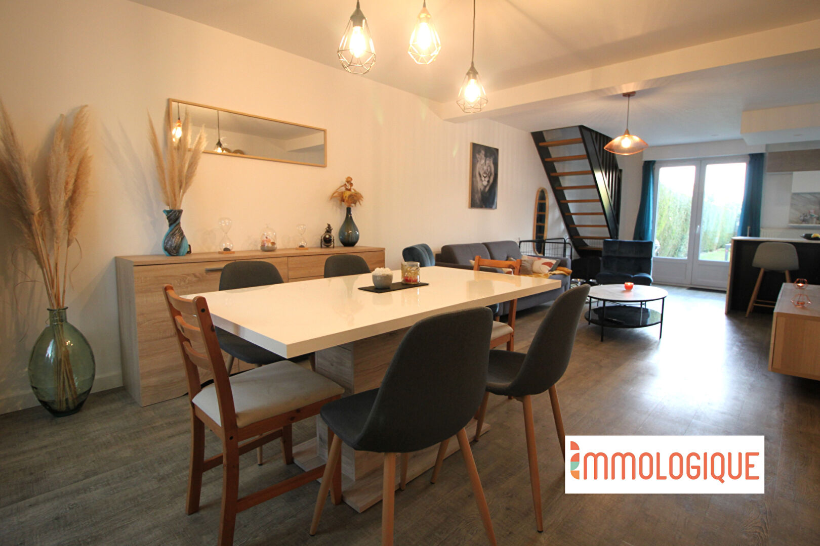 Photo Maison rénovée de 83 m²  en impasse image 4/6