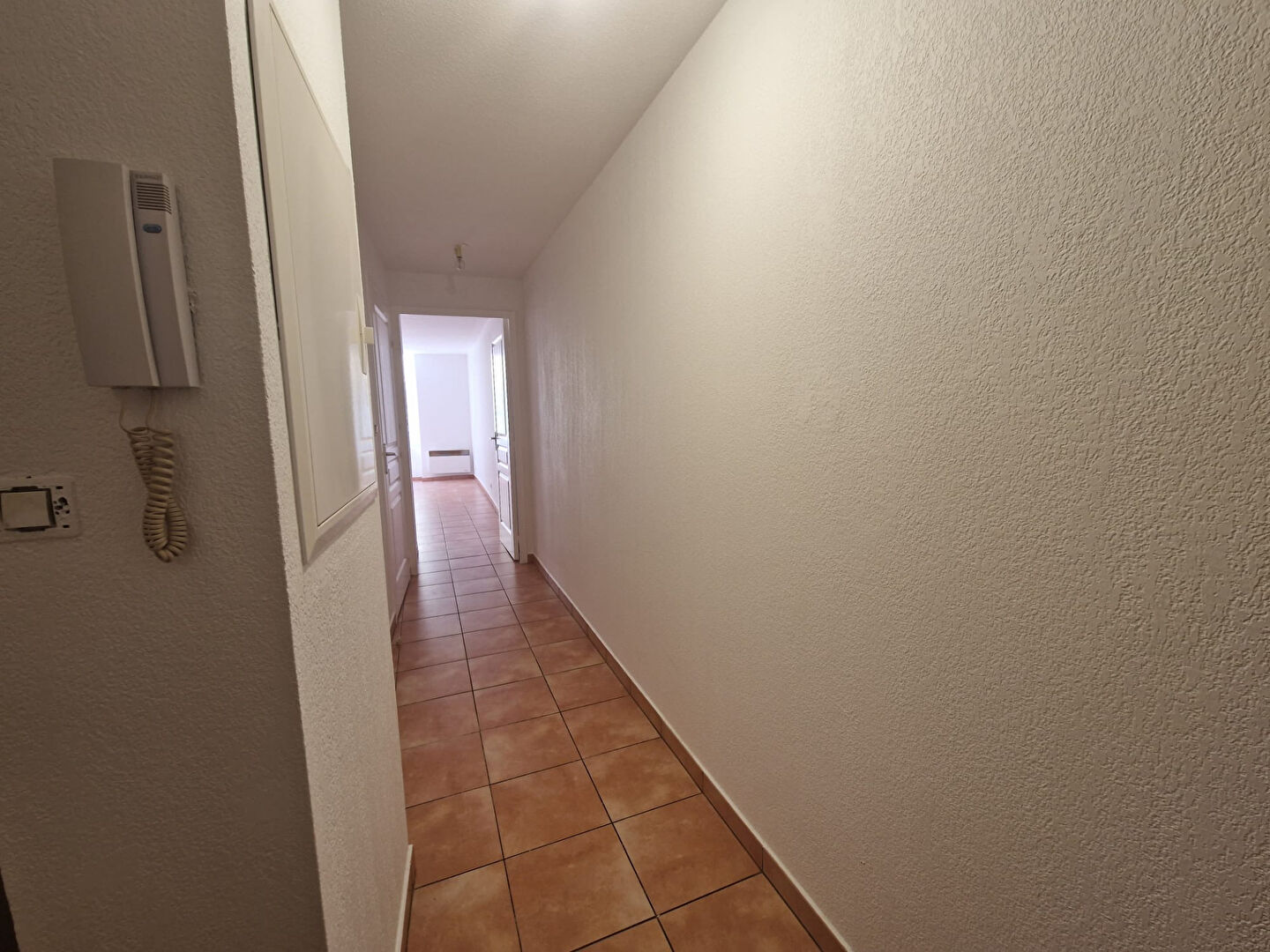 Vente Appartement de 2 pièces 48 m² - HYERES 83400 | IMOGROUP HYERES - IMOGROUP photo3