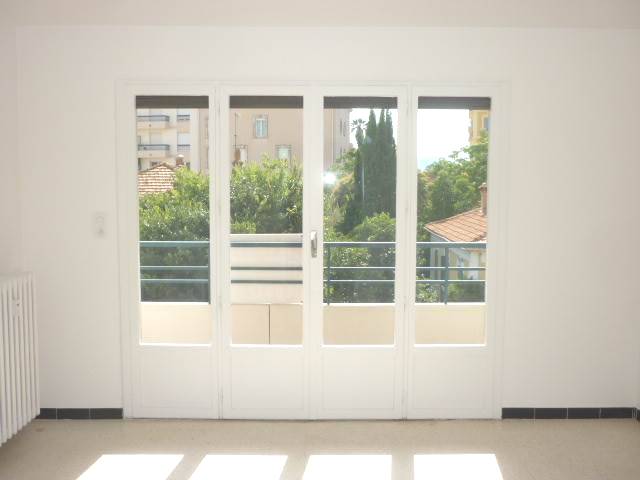 Vente Appartement de 1 pièces 28 m² - HYERES 83400 | IMOGROUP HYERES - IMOGROUP photo1