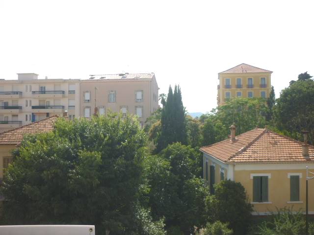 Vente Appartement de 1 pièces 28 m² - HYERES 83400 | IMOGROUP HYERES - IMOGROUP photo8
