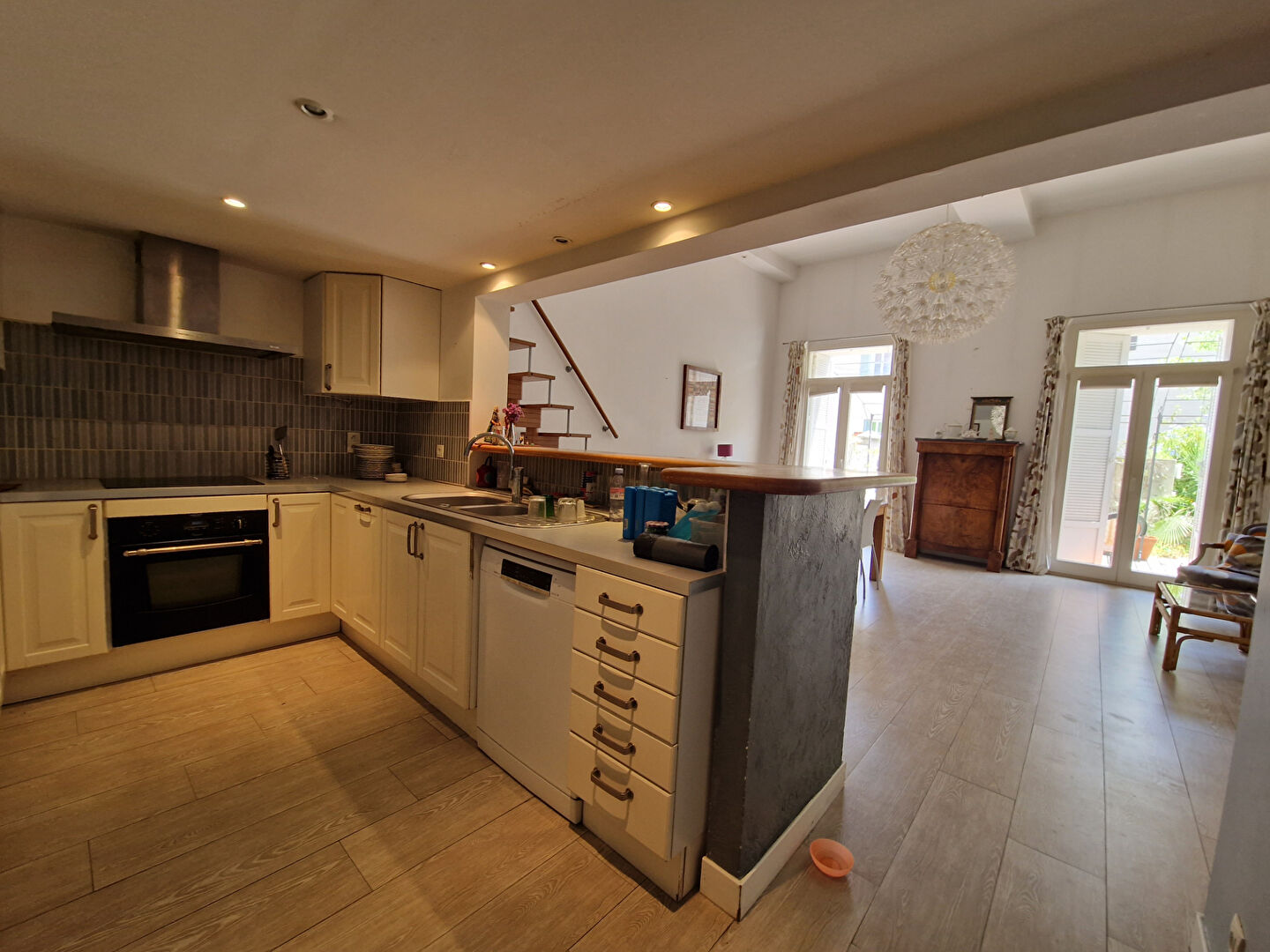 Vente Appartement de 3 pièces 110 m² - HYERES 83400 | IMOGROUP HYERES - IMOGROUP photo2