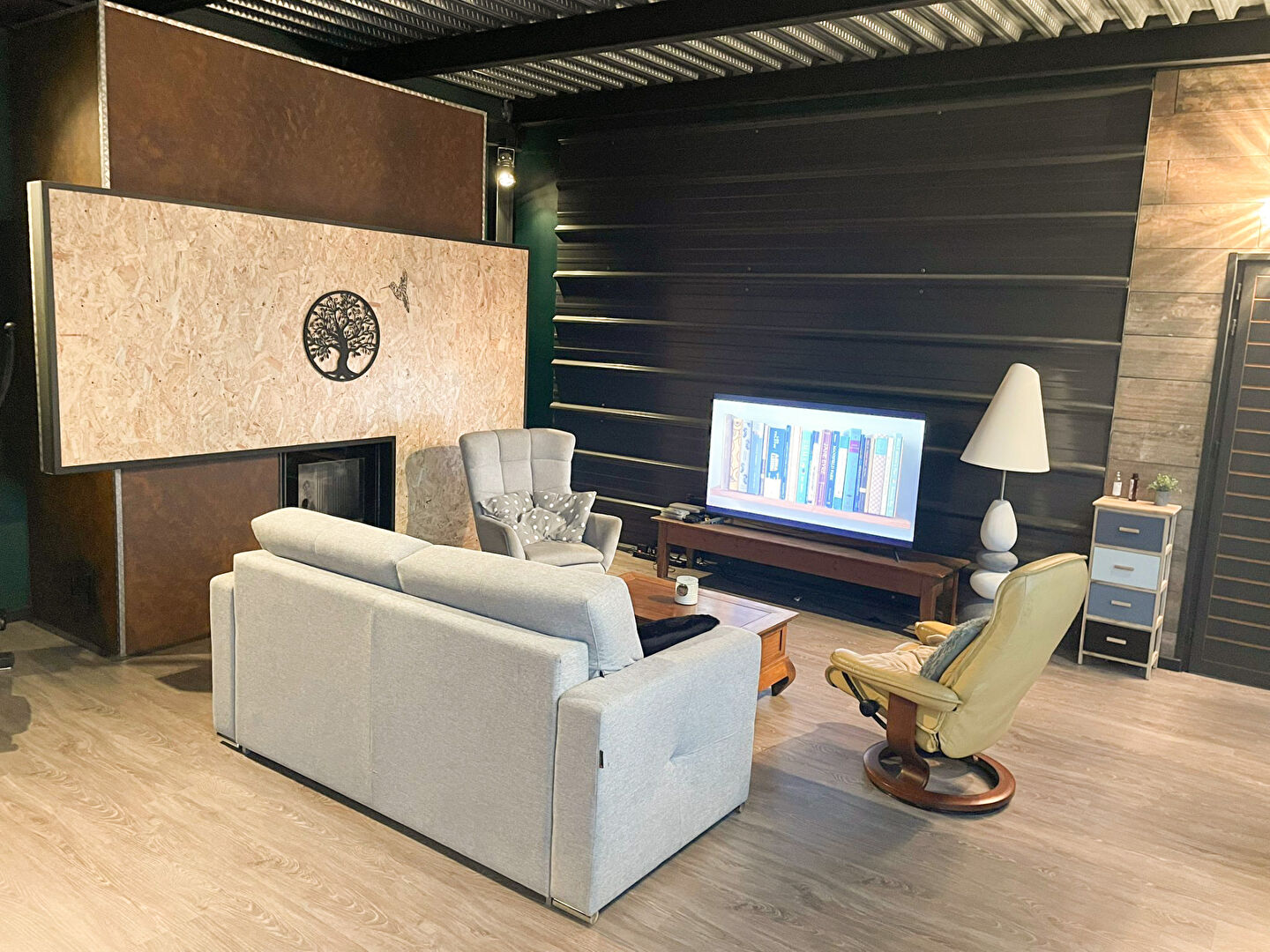 Photo CENTRE VILLE - LOFT AVEC GRANDE TERRASSE SANS VIS A VIS image 5/6