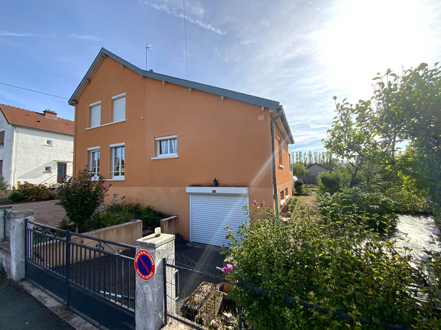 Photo LE CREUSOT - QUARTIER CALME - PROCHE COMMODITÉS image 4/6