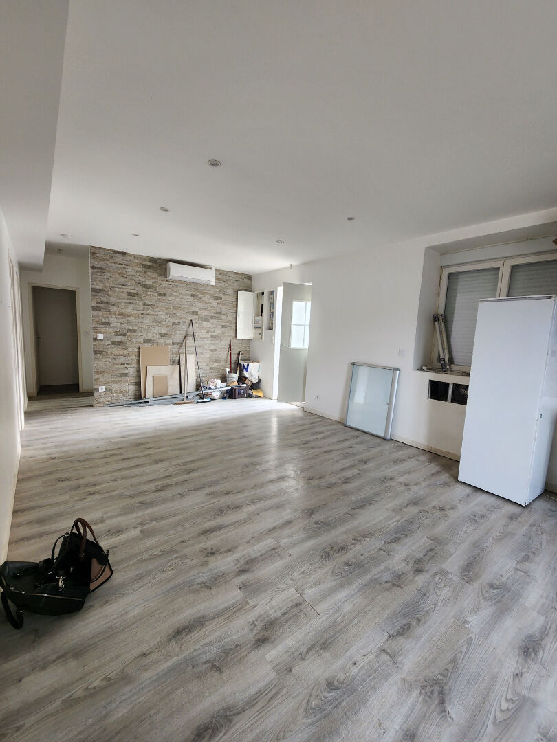 Photo Appartement Le Creusot 3 pièces 66,69 m2 image 2/5