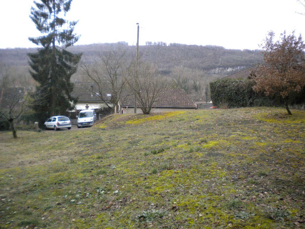 12 MINUTES DE LAGNIEU Lagnieu 01150