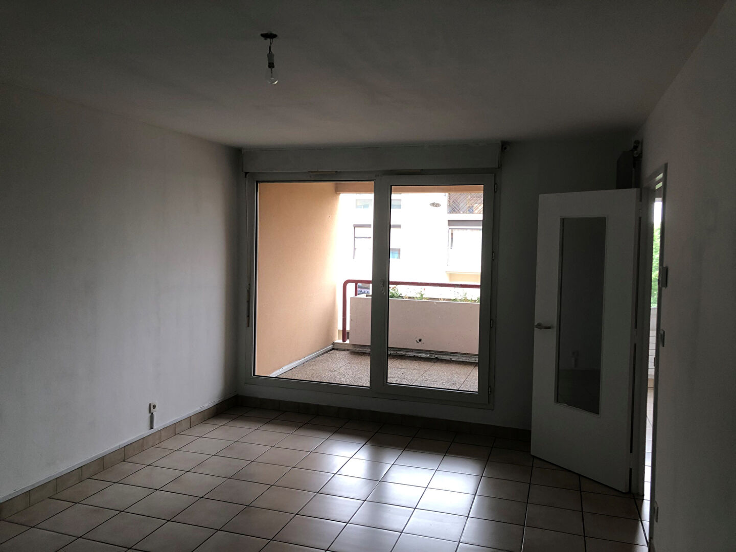Photo APPARTEMENT T3  - CENTRE VILLE - disponible fin - Novembre image 6/6