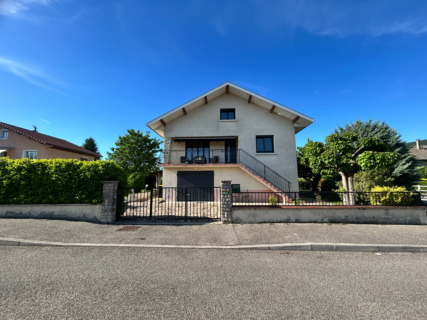 Agence immobilière de IMOGROUP site global - Imogroup Amberieu en Bupey