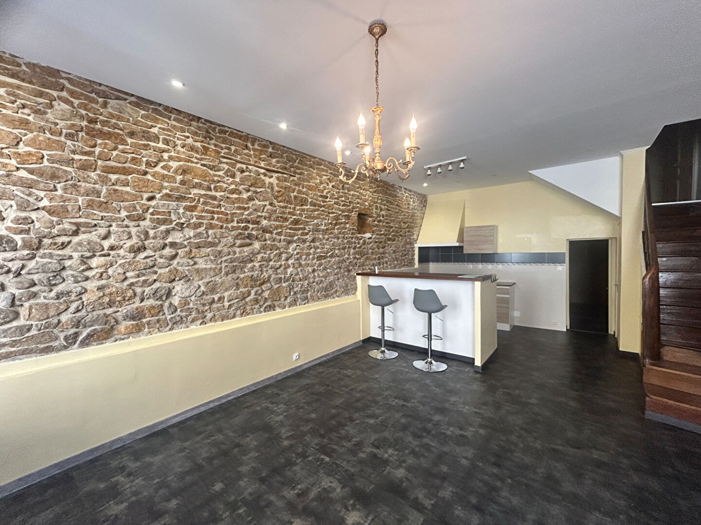 Agence immobilière de IMOGROUP site global - Imogroup Amberieu en Bupey