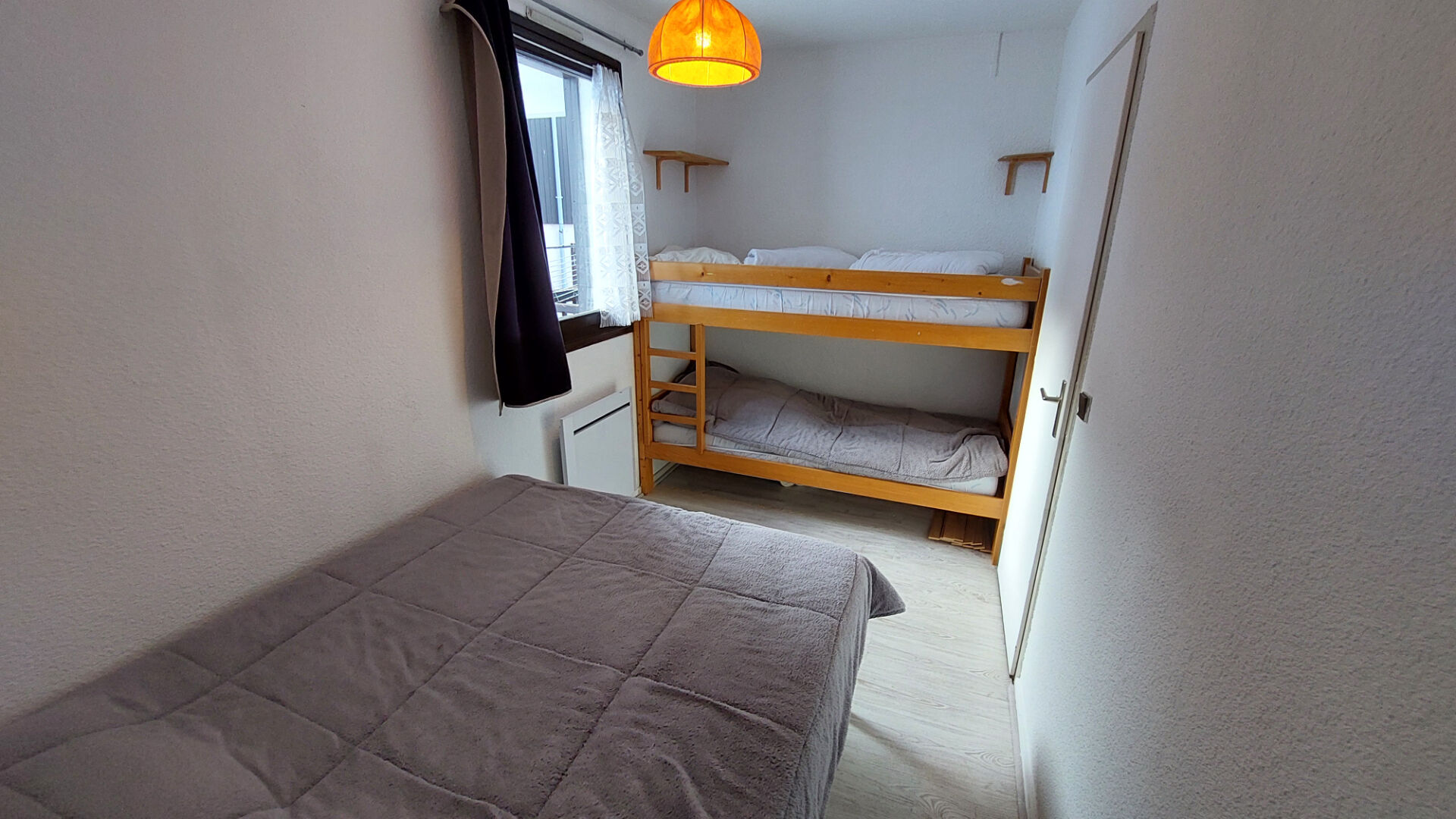 Photo ARECHES . T2 AVEC GARAGE image 3/6