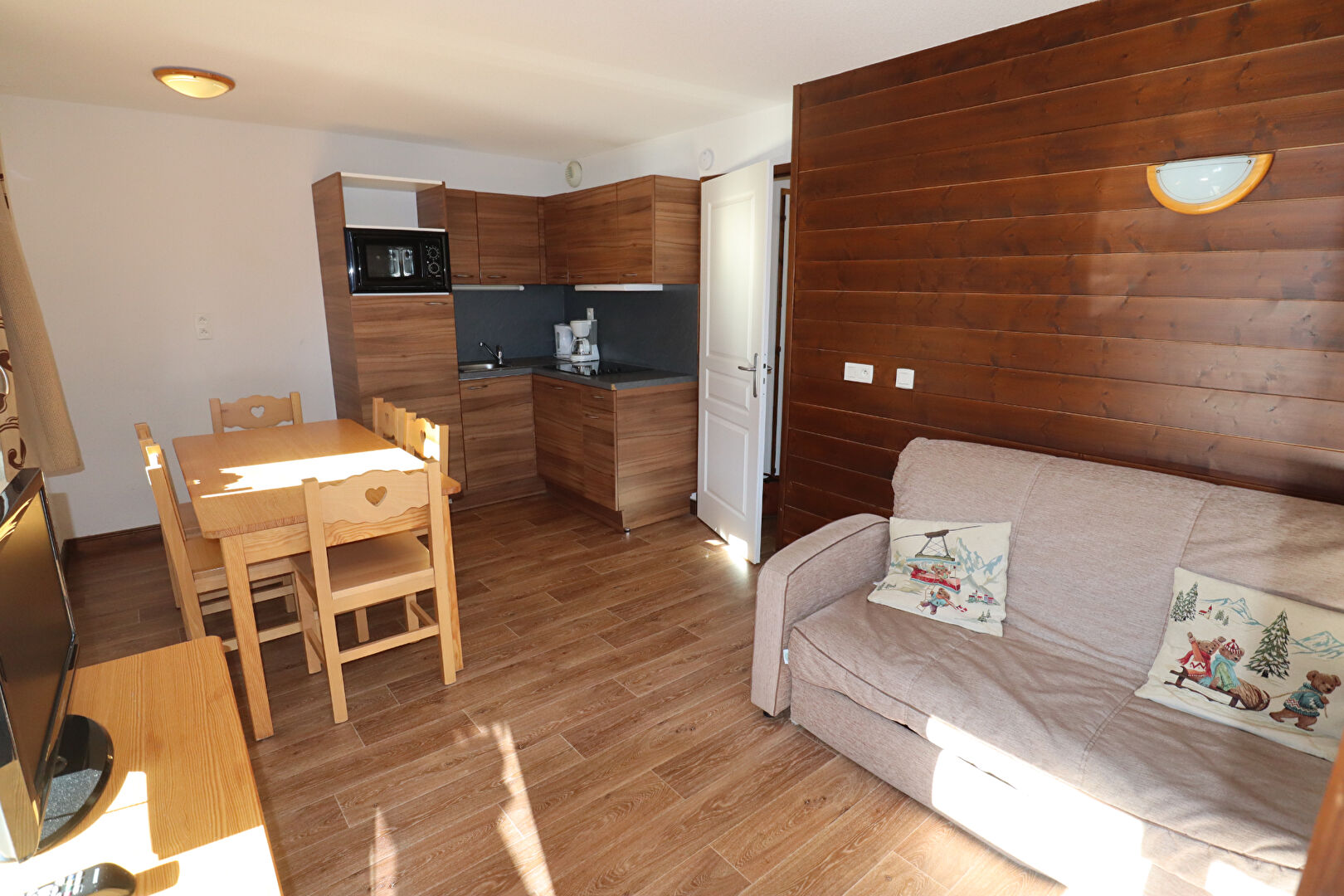 Agence immobilière de IMOGROUP site global - IMOGROUP DU BEAUFORTAIN