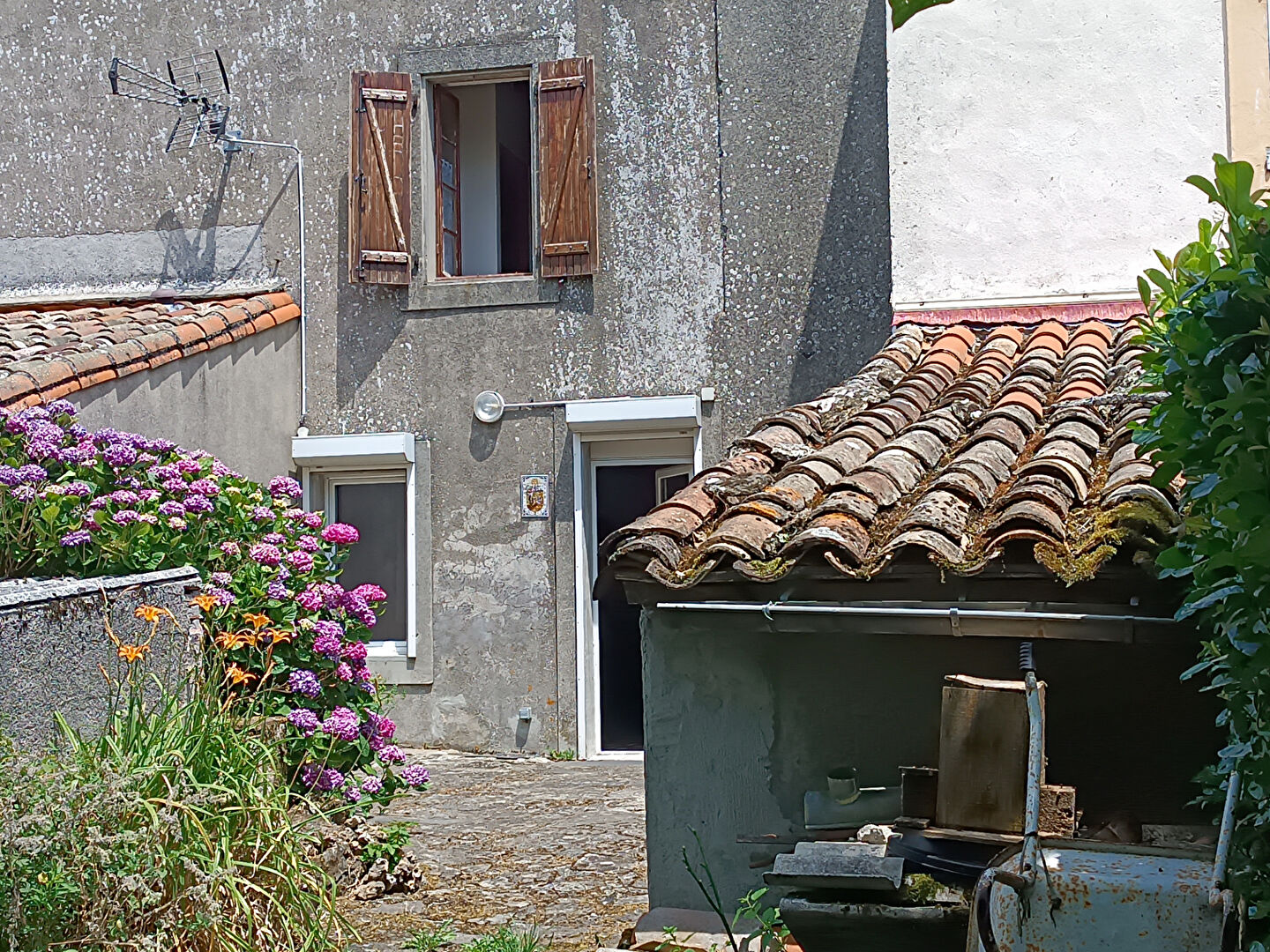 Proche Revel, maison de charme avec jardin