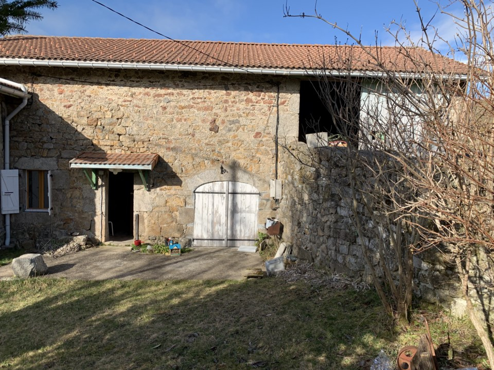 Ferme isolée avec 1.2 hectare à Saint André en Vivarais SaintAndréen