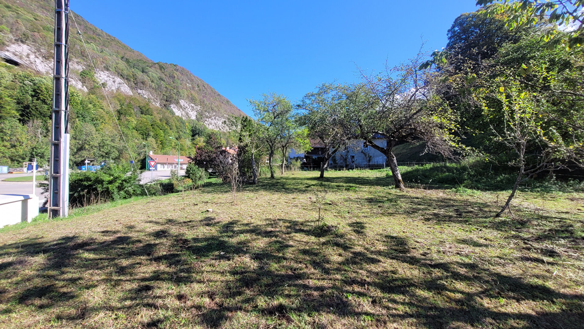Vente Terrain de 818 m² - CHEZERY FORENS 01410 | IMOGROUP CHATILLON EN MICHAILLE - IMOGROUP photo1