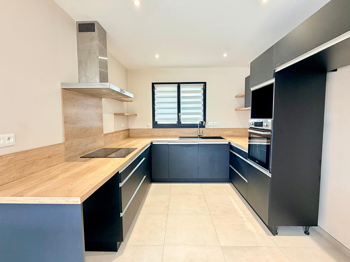 Maison 5 pièces 107 m² · à Dortan · 107 m² · 320 000 €