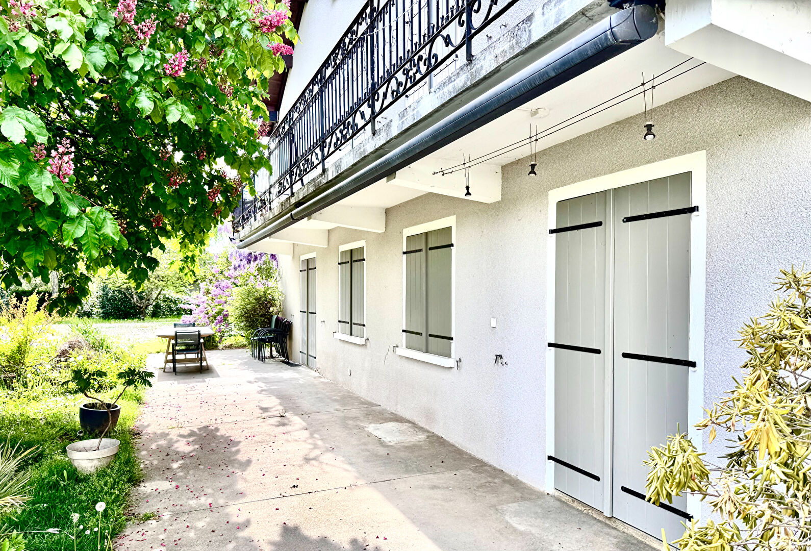 Proche Frontière - Propriété  de  caractère de 212 m²
