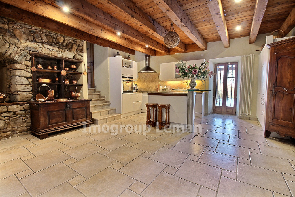 Vente Maison de 8 pièces 293 m² - LA ROCHE SUR FORON 74800 | IMOGROUP DOUVAINE - IMOGROUP photo3