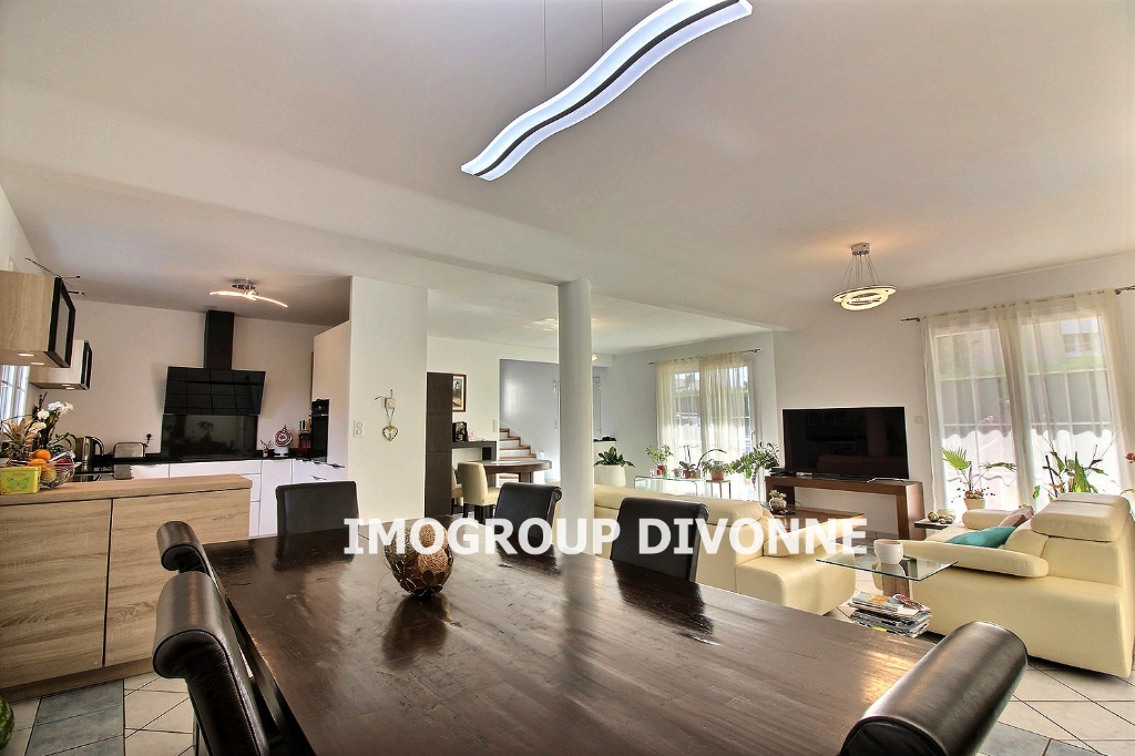 Location Maison de 6 pièces 185 m² - SAINT GENIS POUILLY 01630 | IMOGROUP DIVONNE LES BAINS - IMOGROUP photo1