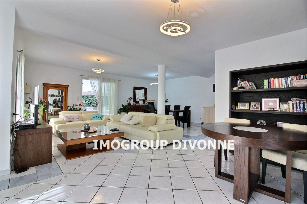 Location Maison de 6 pièces 185 m² - SAINT GENIS POUILLY 01630 | IMOGROUP DIVONNE LES BAINS - IMOGROUP photo2