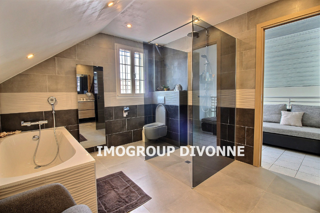 Location Maison de 6 pièces 185 m² - SAINT GENIS POUILLY 01630 | IMOGROUP DIVONNE LES BAINS - IMOGROUP photo4