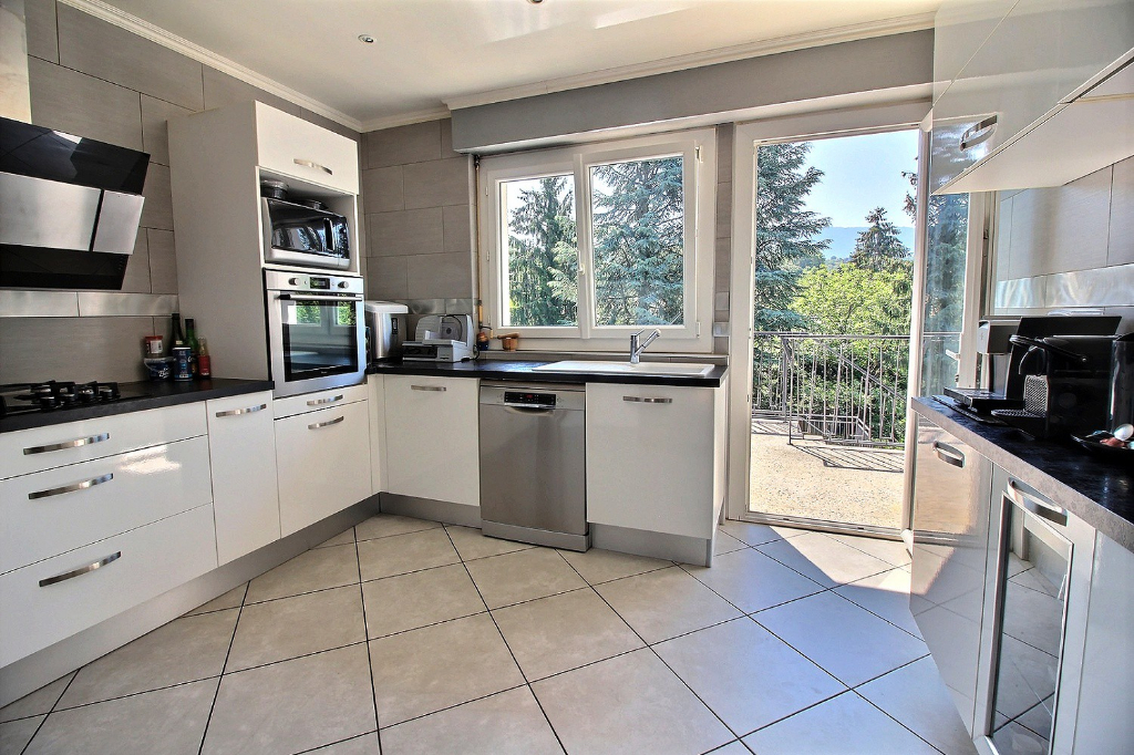 Vente Maison de 7 pièces 170 m² - THONON LES BAINS 74200 | IMOGROUP THONON LES BAINS - IMOGROUP photo2