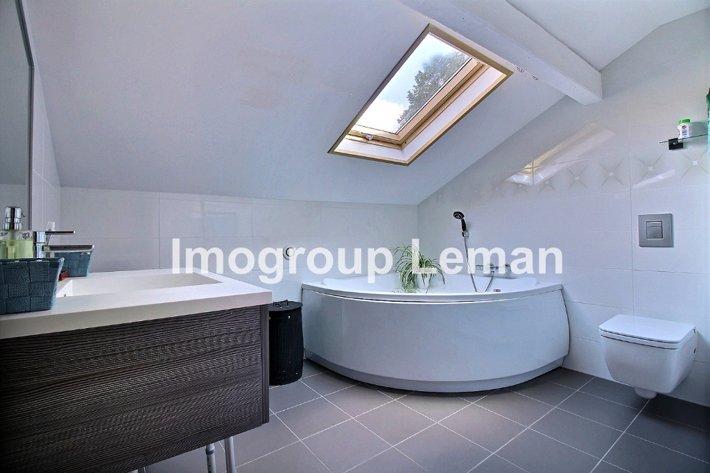 Vente Maison de 7 pièces 180 m² - LUCINGES 74380 | IMOGROUP DOUVAINE - IMOGROUP photo7