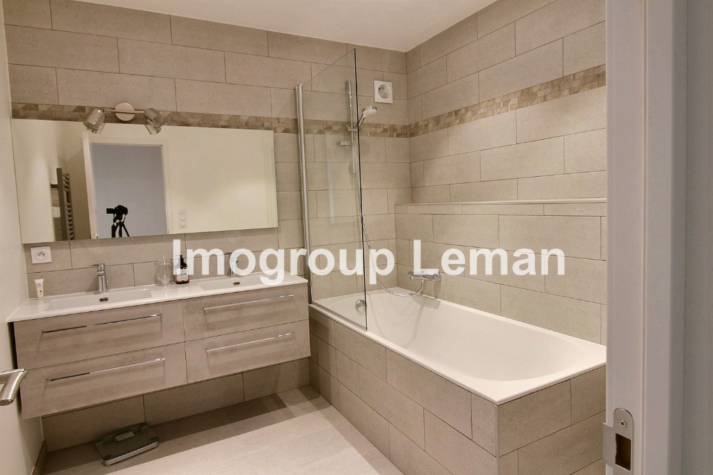 Vente Maison de 10 pièces 248 m² - CRANVES SALES 74380 | IMOGROUP DOUVAINE - IMOGROUP photo12