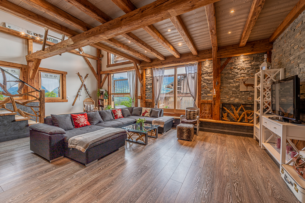 Vente Maison de 7 pièces 270 m² - SAMOENS 74340 | IMOGROUP DOUVAINE - IMOGROUP photo1