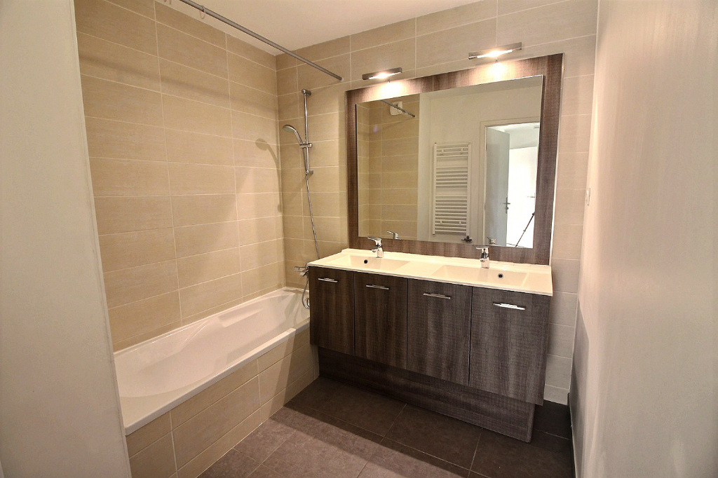 Vente Appartement de 4 pièces 91 m² - CHENS SUR LEMAN 74140 | IMOGROUP DOUVAINE - IMOGROUP photo3