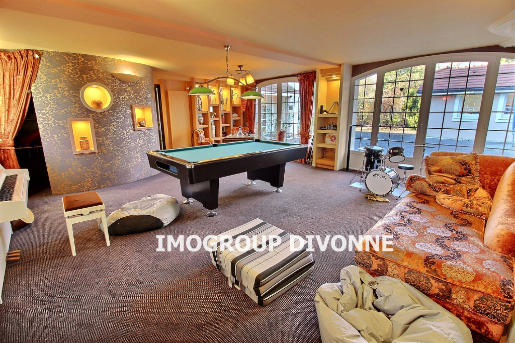 Vente Maison de 9 pièces 270 m² - DIVONNE LES BAINS 01220 | IMOGROUP DOUVAINE - IMOGROUP photo1