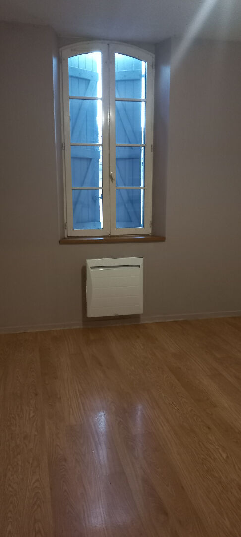 Photo Charmant Appartement  3 pièces 73 m2 image 3/6