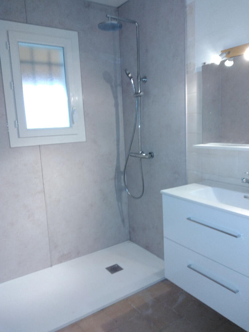 Photo Maison T4 de 80 m² de plain pied avec jardin et garage image 4/6