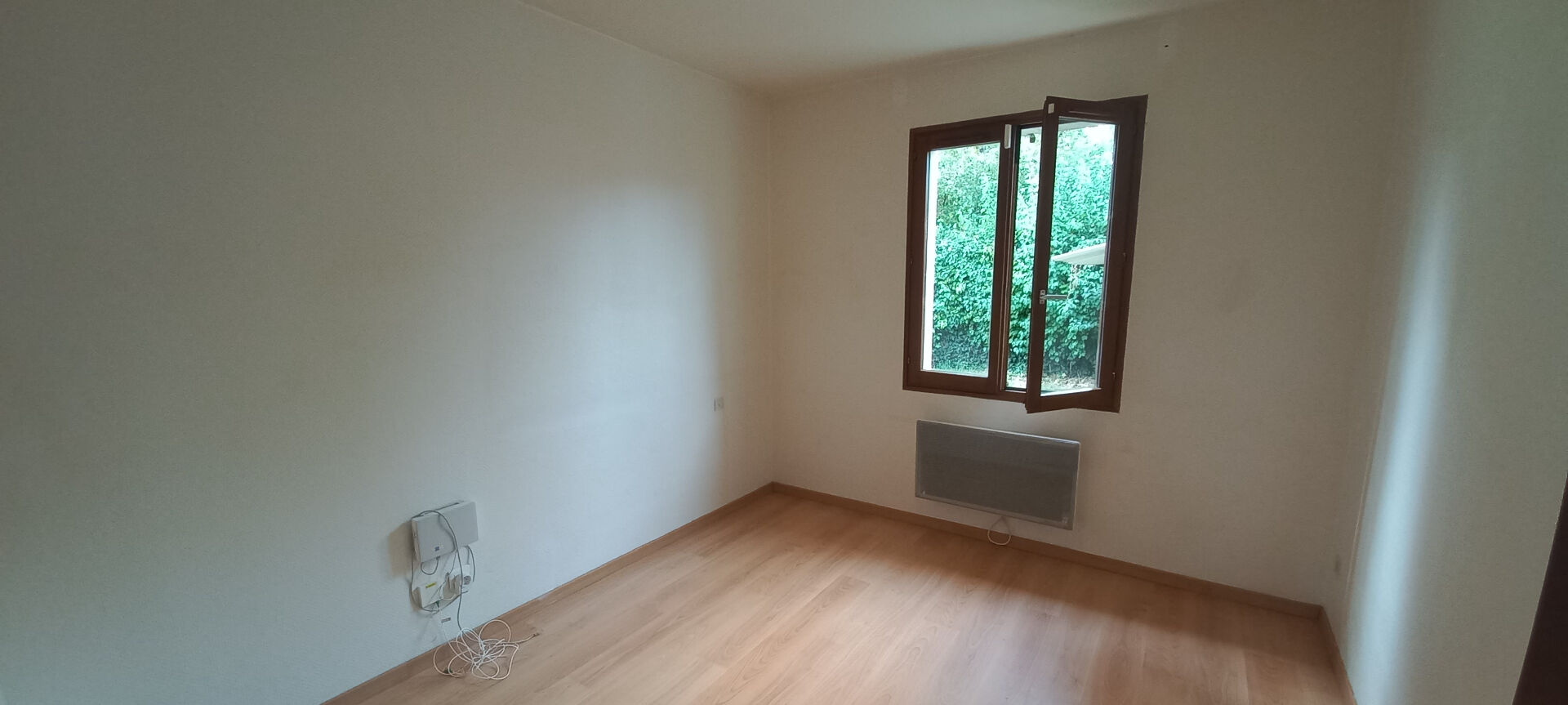 Photo Maison T4 de 80 m² de plain pied avec jardin et garage image 5/6