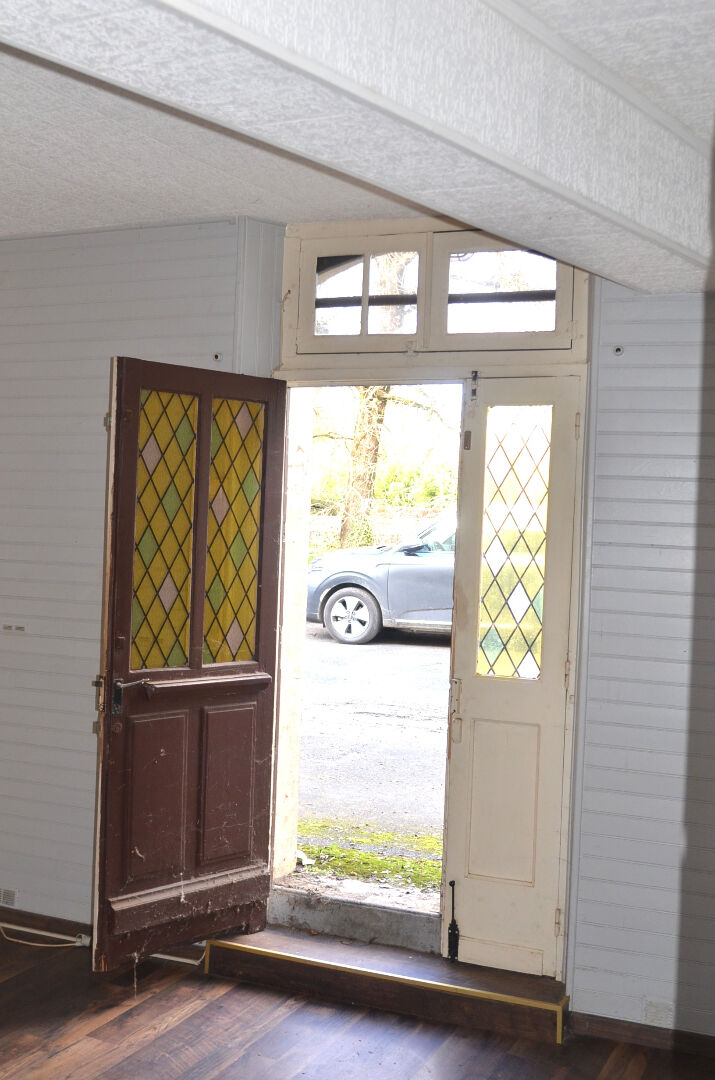 Photo SAINT SULPICE- Appartement plain-pied de 61 m² à rafraîchir image 5/6