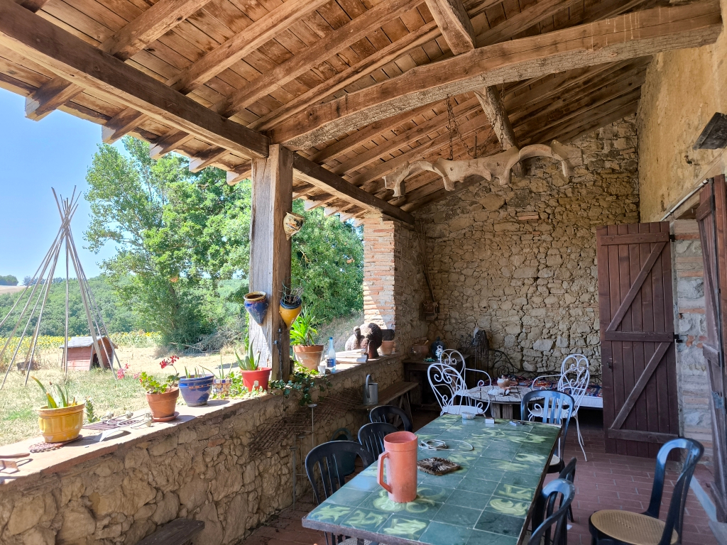 Photo GRAZAC - Authentique corps de ferme Cadre champêtre avec vue image 4/6